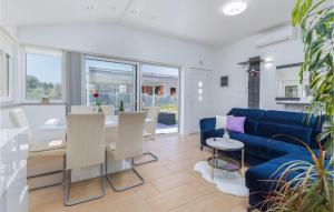 Two-Bedroom Holiday Home In Fazana