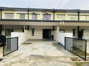 Meoster Homestay Tuaran - Tamparuli