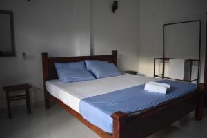 Villa Shiny Aura