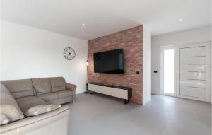 Lovely Home In Seline With Sauna 