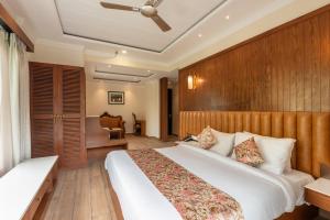 Quality Inn by Lawrence Hotels