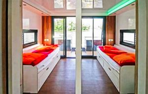 Schwimmendes Ferienhaus