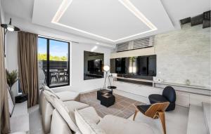 Gorgeous Home In Vodice With Sauna 