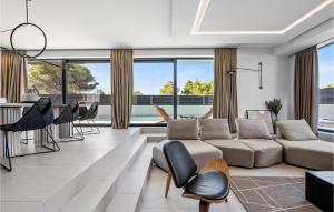 Gorgeous Home In Vodice With Sauna 