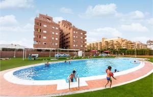 Gorgeous Apartment In Oropesa Del Mar