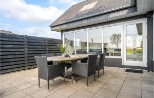 Two-Bedroom Holiday Home In Hesselager