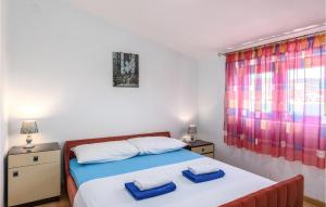 Lovely Apartment In Sevid With Wifi