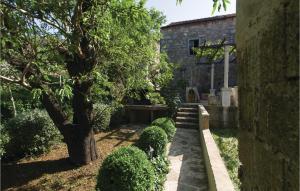 Three-Bedroom Holiday Home In Blato