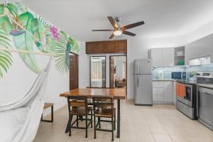 Casa Verde 2b2b Completely Renovated Ground Unit