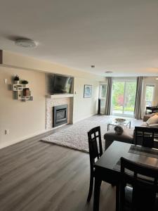 Bright private suite near Departure Bay beach - Appartementen, Nanaimo
