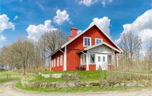 3 Bedroom Cozy Home In Unnaryd