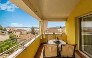 Lovely Apartment In Rogoznica With Kitchen