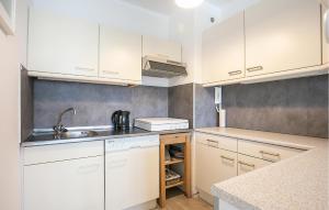 2 Bedroom Amazing Home In Bruinisse