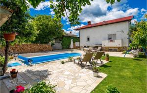 Cozy Apartment In Drazice With Wifi 
