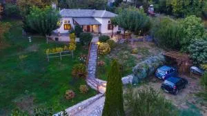 Thesspelia House - 皮立翁