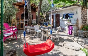 Cozy Apartment In Rijeka With Wifi