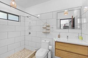 Casa Verde 2b2b Completely Renovated Ground Unit