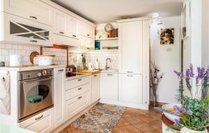 Lovely Apartment In Rijeka With Wifi