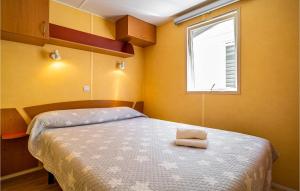 2 Bedroom Lovely Apartment In Chipiona