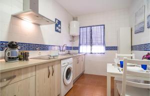 Amazing Apartment In Carmona With Wifi