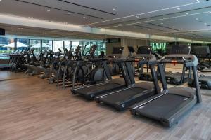Stylish 1br Apt In Jvc Pool Access & Parking