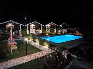 JNB Orchards Luxury Cottages - 马尔冈