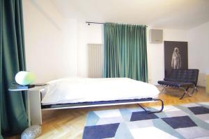 Urban Old Town Studio