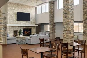 AmericInn by Wyndham Inver Grove Heights Minneapolis