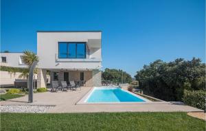 Awesome Home In Kastelir With Sauna