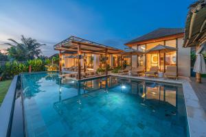 Villa Rosita - Stunning 5BR Villa - Sauna, Gym, Rice Field Views