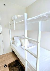 Marina Oasis Two Bed Room Condo Unit