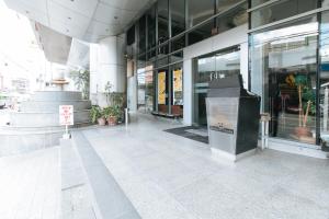 RedDoorz Plus @ E Rodriguez Corner Banawe