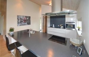 Holiday Home Bronzehøjen Højslev