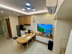 1BR Condo in Quezon City - Aparthotels, Manila