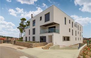 Stunning Apartment In Mali Losinj