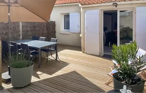 Maisons de vacances Stunning Home In Les Sables D'olonne : photos des chambres
