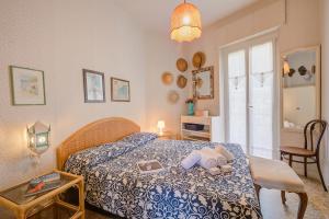 Simply Romantic Sea View - Happy Rentals