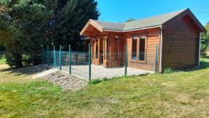 Maisons de vacances Camping La Colline : Maison 1 Chambre