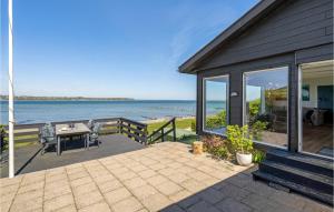 Lovely Home In Haderslev With Kitchen