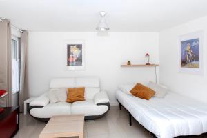 Appartements Le Petit Pont - Charmant Studio a Brionne : photos des chambres