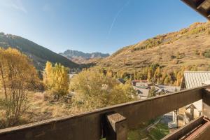 Appartements Genepi - Studio pour 5 vue montagne : photos des chambres