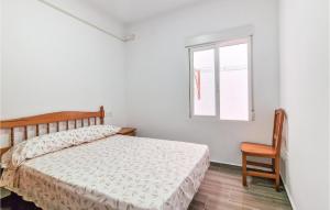 Stunning Apartment In Torrevieja