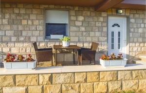 Studio Apartment In Mali Rat