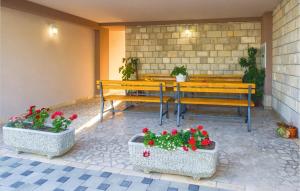 Studio Apartment In Mali Rat