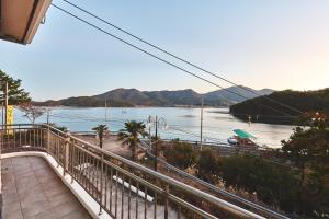 Changwon hatnimMoon Pension