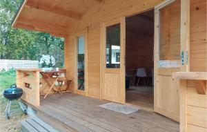 Stunning Home In Pobierowo With Kitchen