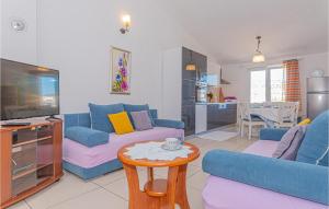 2 Bedroom Nice Apartment In Kanica 