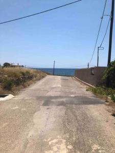 Σπιτάκι δίπλα στην θάλασσα!