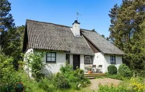 Amazing Home In Nexø With Kitchen - Bedegård