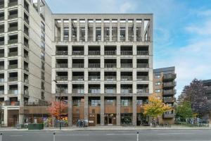 Brilliantly Connected 1BD Flat by Clissold Park